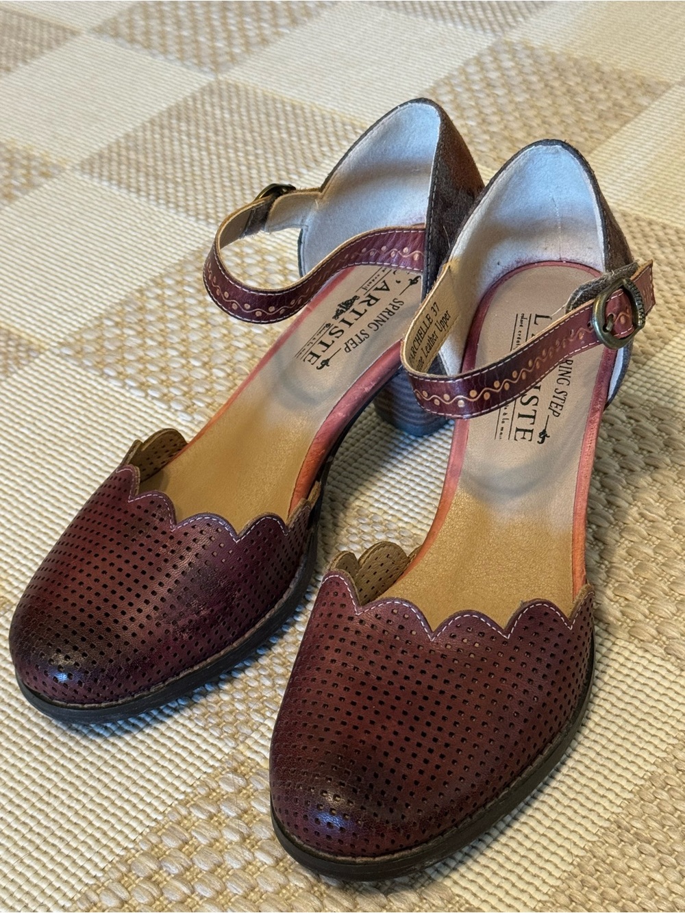 L'ATISTE by Spring Step Parchelle Bordeaux Mary Jane Pumps